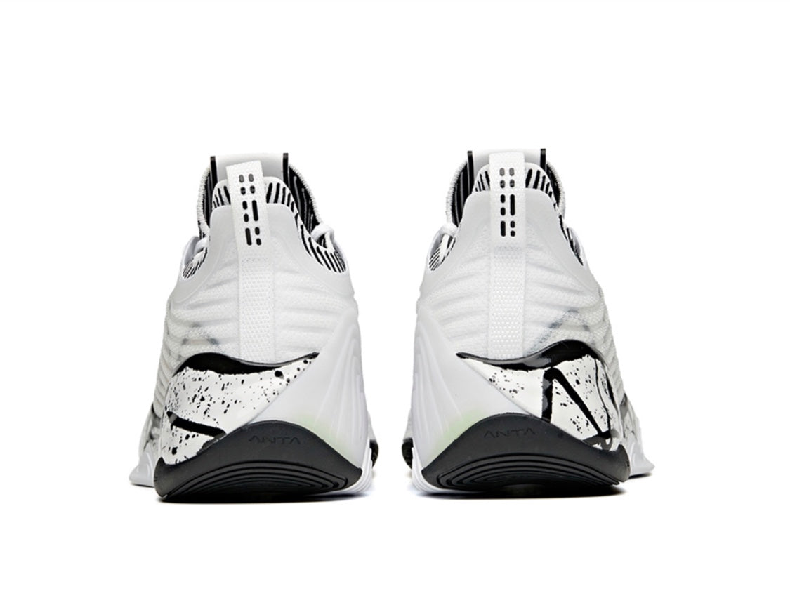 Anta Klay Thompson Kt6 Low “NIJIGEN” Basketball Shoes White / Black | GQX659138