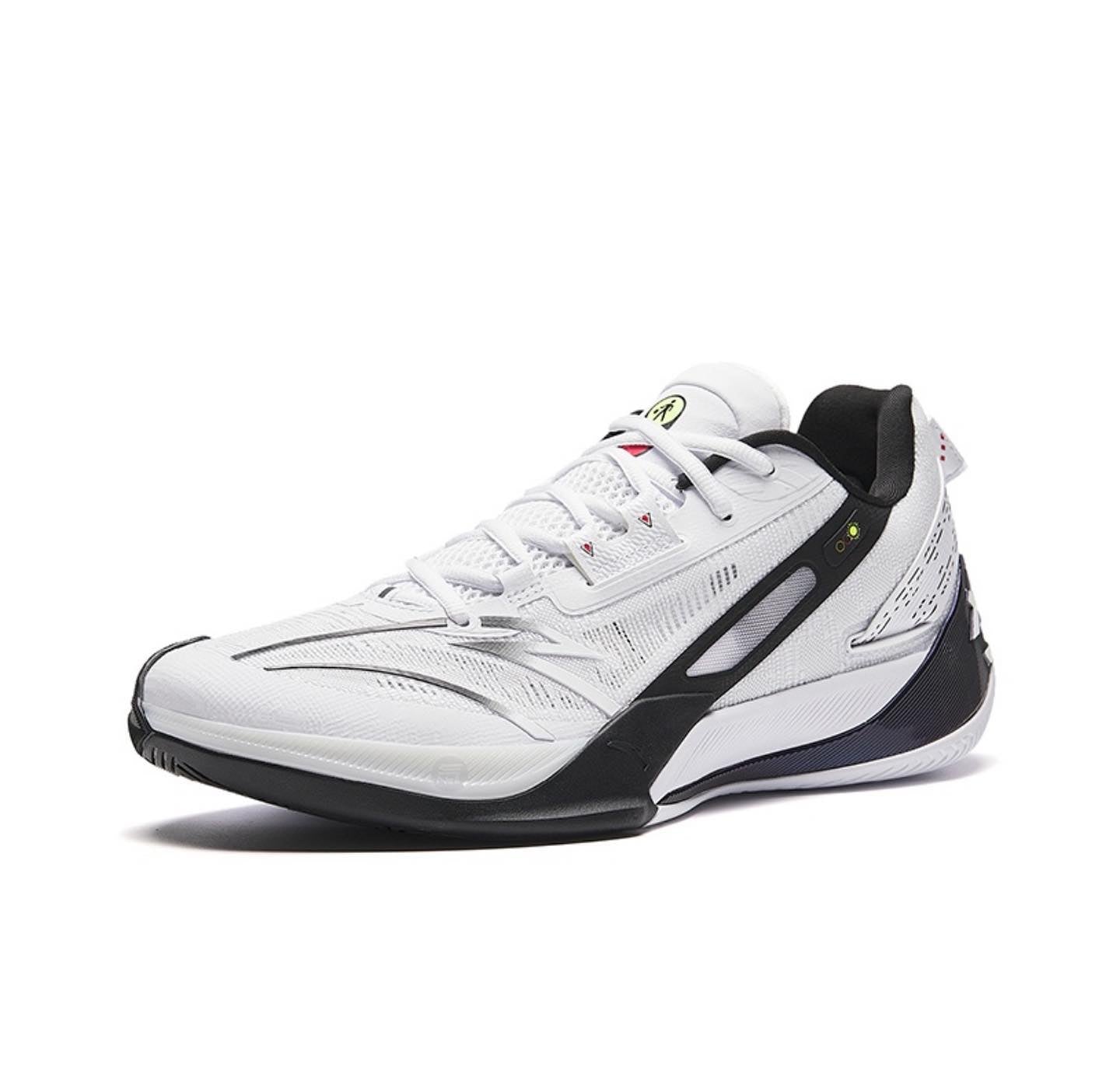 Anta Shock Sweep 5 Basketball Shoes White / Black | OPJ819326